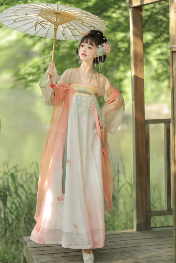 Chest-high Pleated Skirt - Casual Style with Embroidery & Print