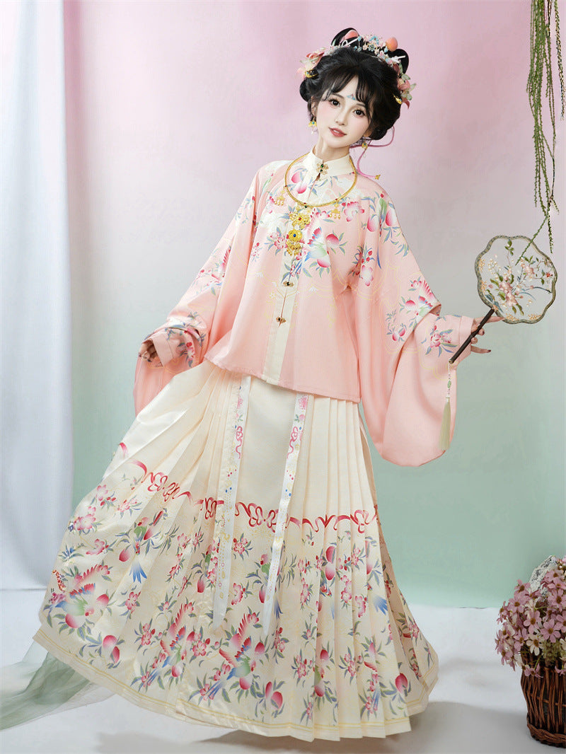 Ming Dynasty Noble Lady Hanfu Set