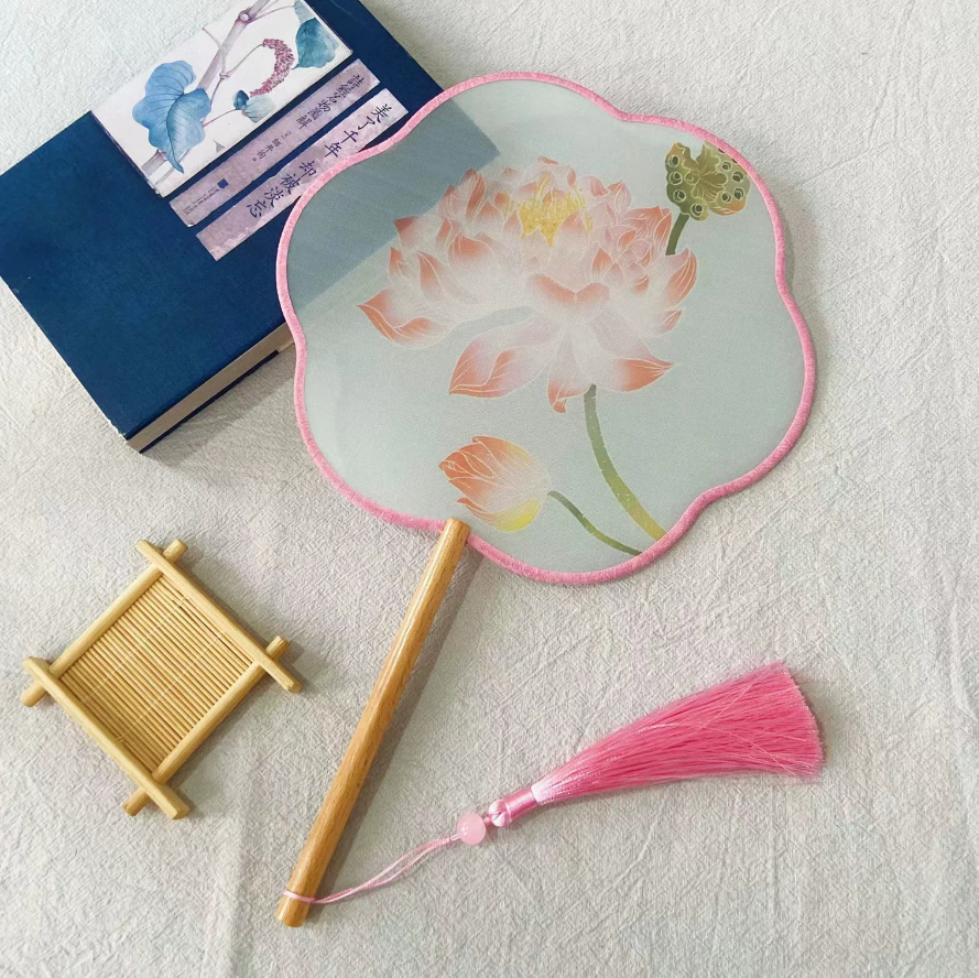 配饰 Accessories