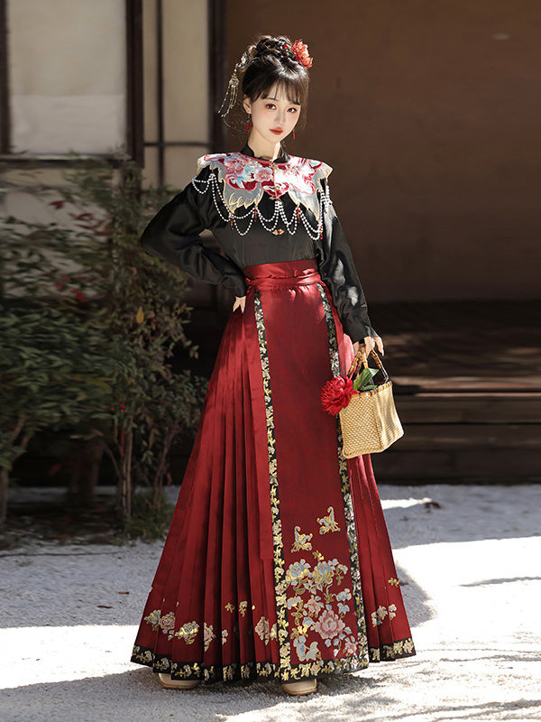 Elegant Stand Collar Hanfu Set for Women: Embroidered Cloud Shoulder Cape & Gold Brocade Mamian Skirt - Stylish Daily Commuter Wear