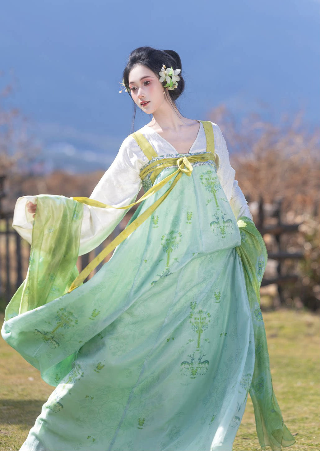 "Daughter's Journey" Chest-High Ruqun Set with Front-Opening Short Top